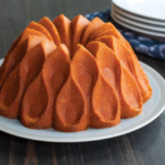 Molde Corona Bundt - #91777 Nordic Ware - Imagen 2